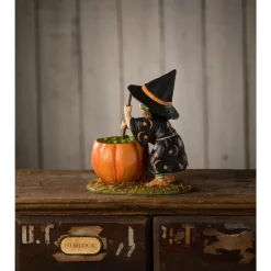 Bethany Lowe 5.75" Pumpkin Brewing Piper Halloween Witch Figure TD3136 Clearance