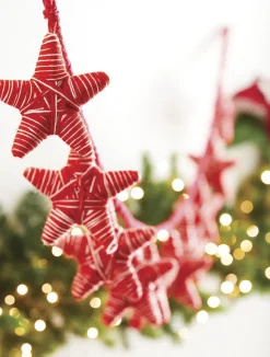 Raz Imports Raz 6' Red and White Yarn Star Christmas Tree Garland G4160800 Clearance