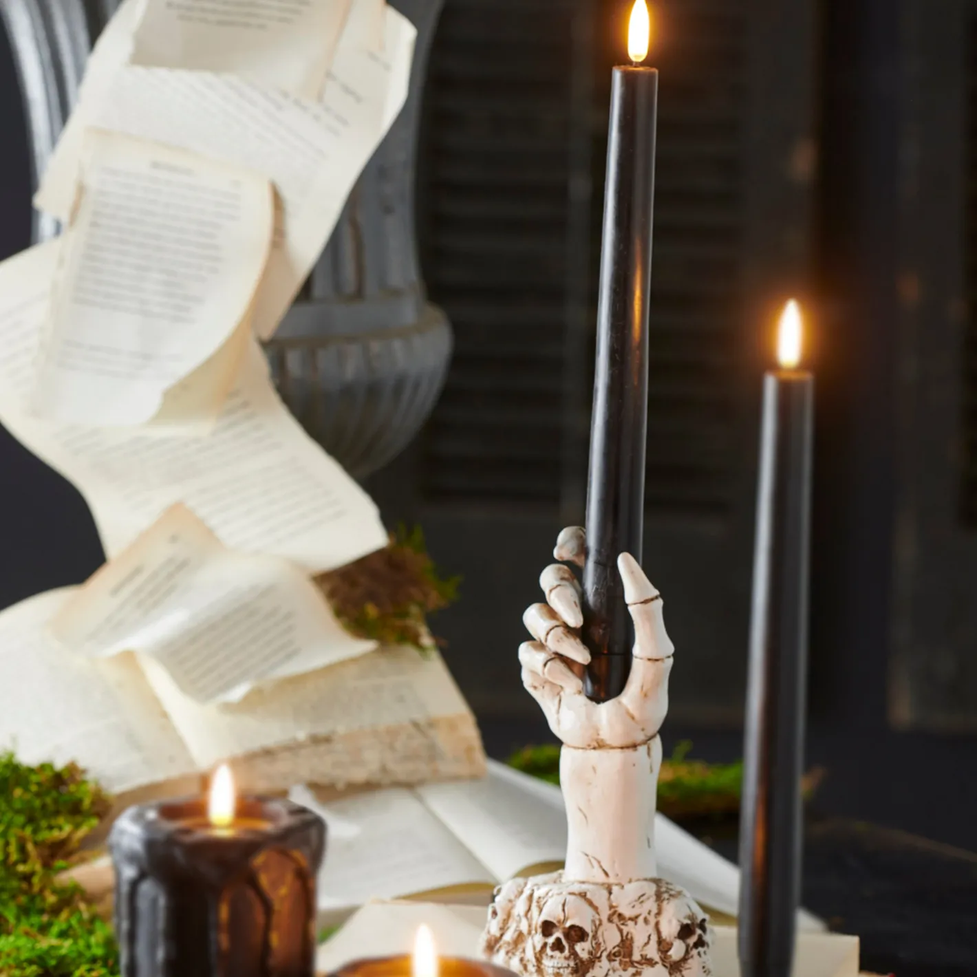 Raz Imports Raz 7" Skeleton Hand Halloween Taper Candle Holder Decoration 4411316 New