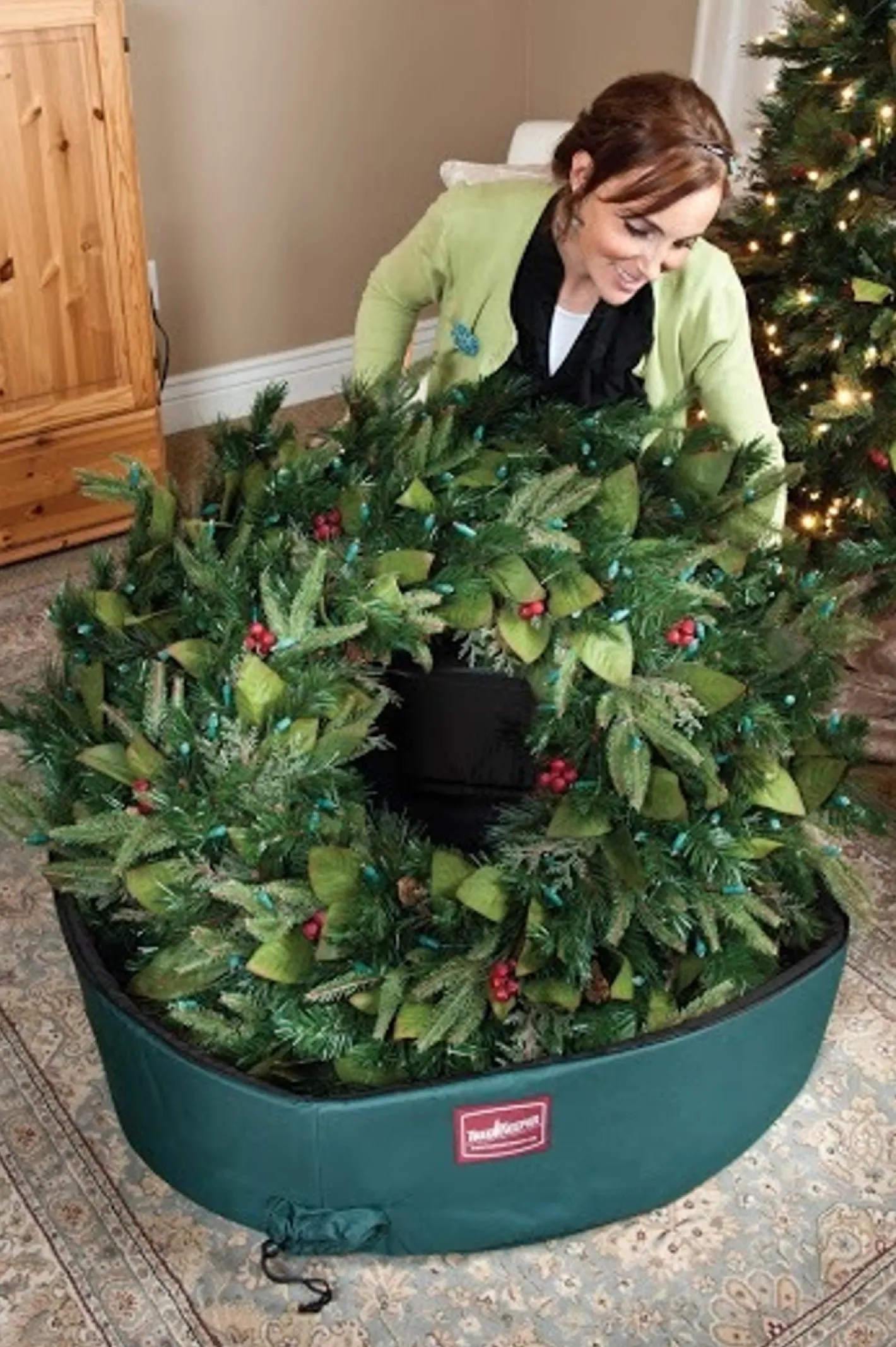 Treekeeper 36" Foam Lined Wreath Keeper with Removable Handle TK-10112 New