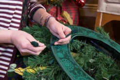 Village Lighting Deluxe Door Saver For Christmas Wreaths V-11101-DLX Discount