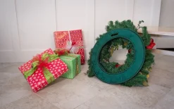 Village Lighting Deluxe Door Saver For Christmas Wreaths V-11101-DLX Discount