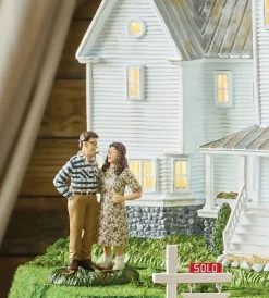 Department 56 Beetlejuice Village Mr. & Mrs. Maitland Figure Exclusive 6014734 New