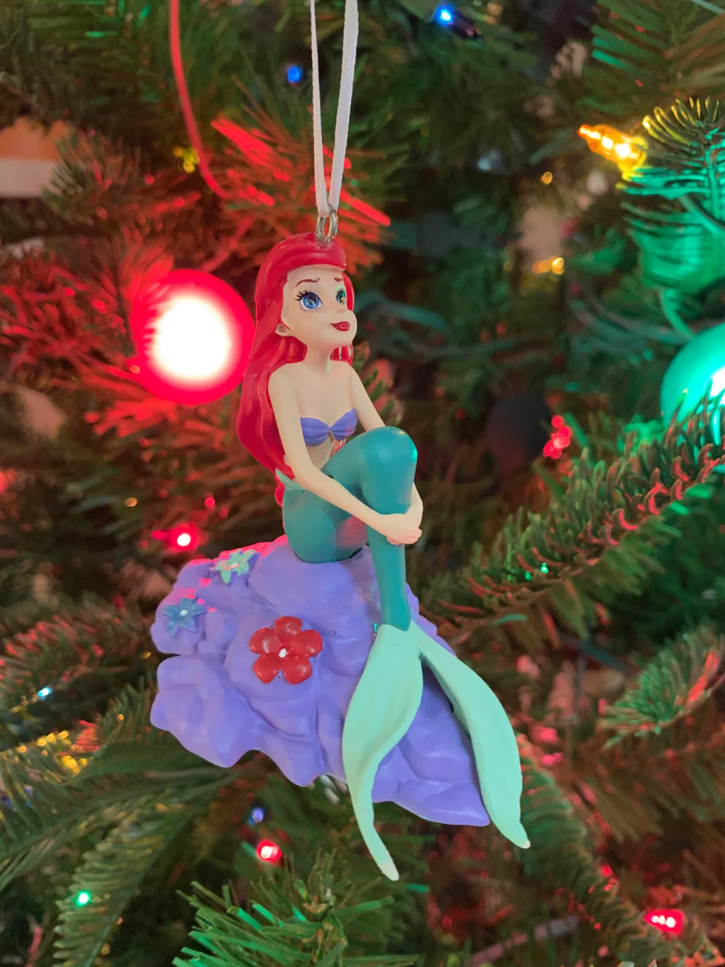 Hallmark Disney Princess Ariel on Rock Christmas Ornament 3HCM0810 Online